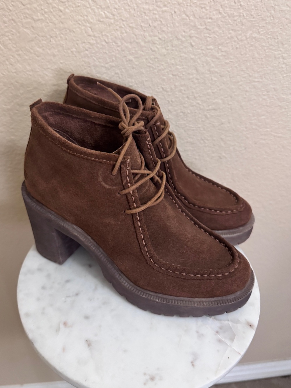 Women Lucky Brand Hollia Mocassin Bootie Brown Suede chunky platform heel 7.5